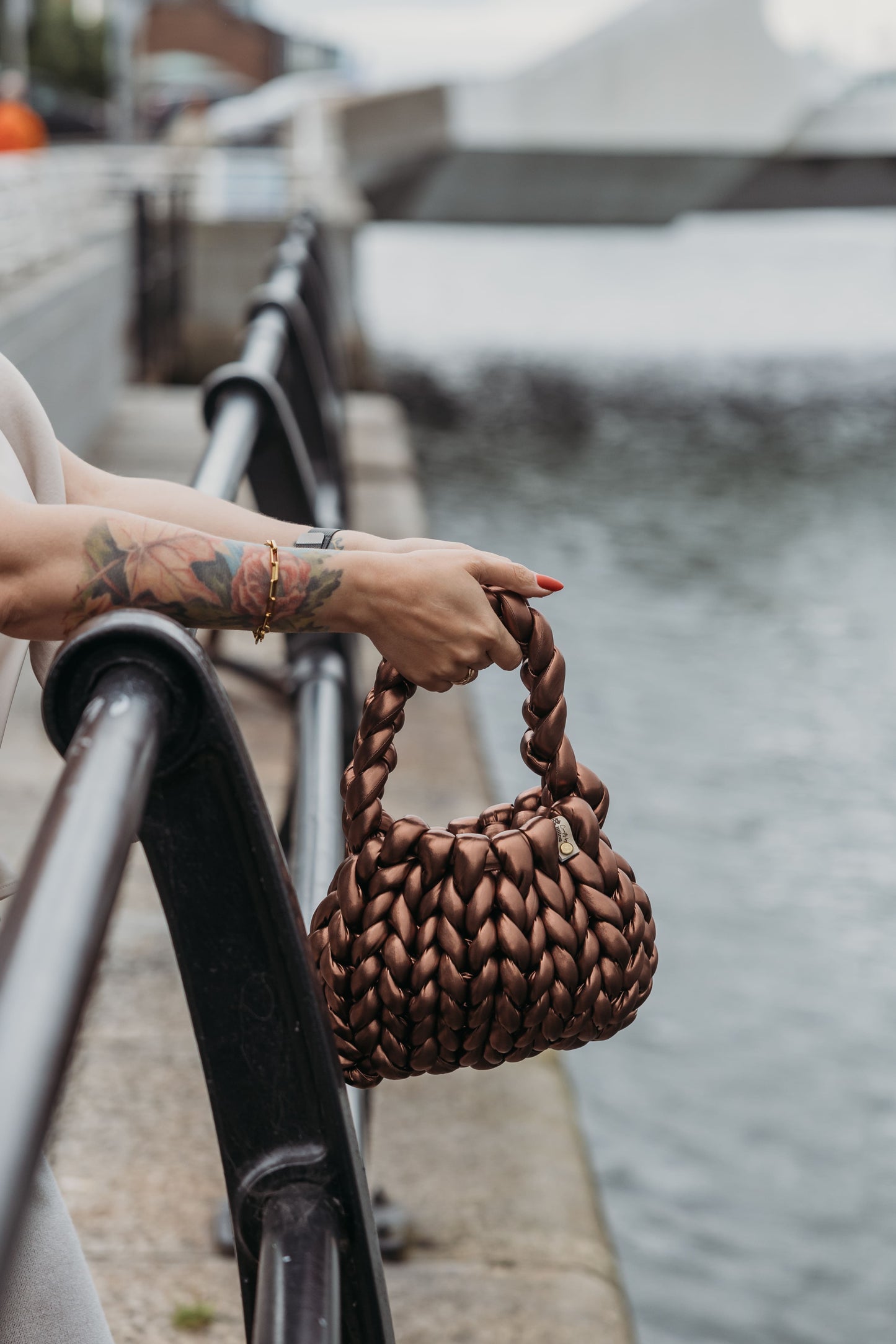 velvet handbag, chunky velvet bag, statement handbag, designer velvet bag, luxury soft bag, handmade velvet bag, unique fashion bag, trendy soft bag, machine washable handbag, elegant evening bag, soft chunky velvet handbag for everyday wear, handmade statement bag with a long handle, luxury machine washable bag for special occasions, unique velvet crossbody bag for women, fashion-forward plush bag with scarf