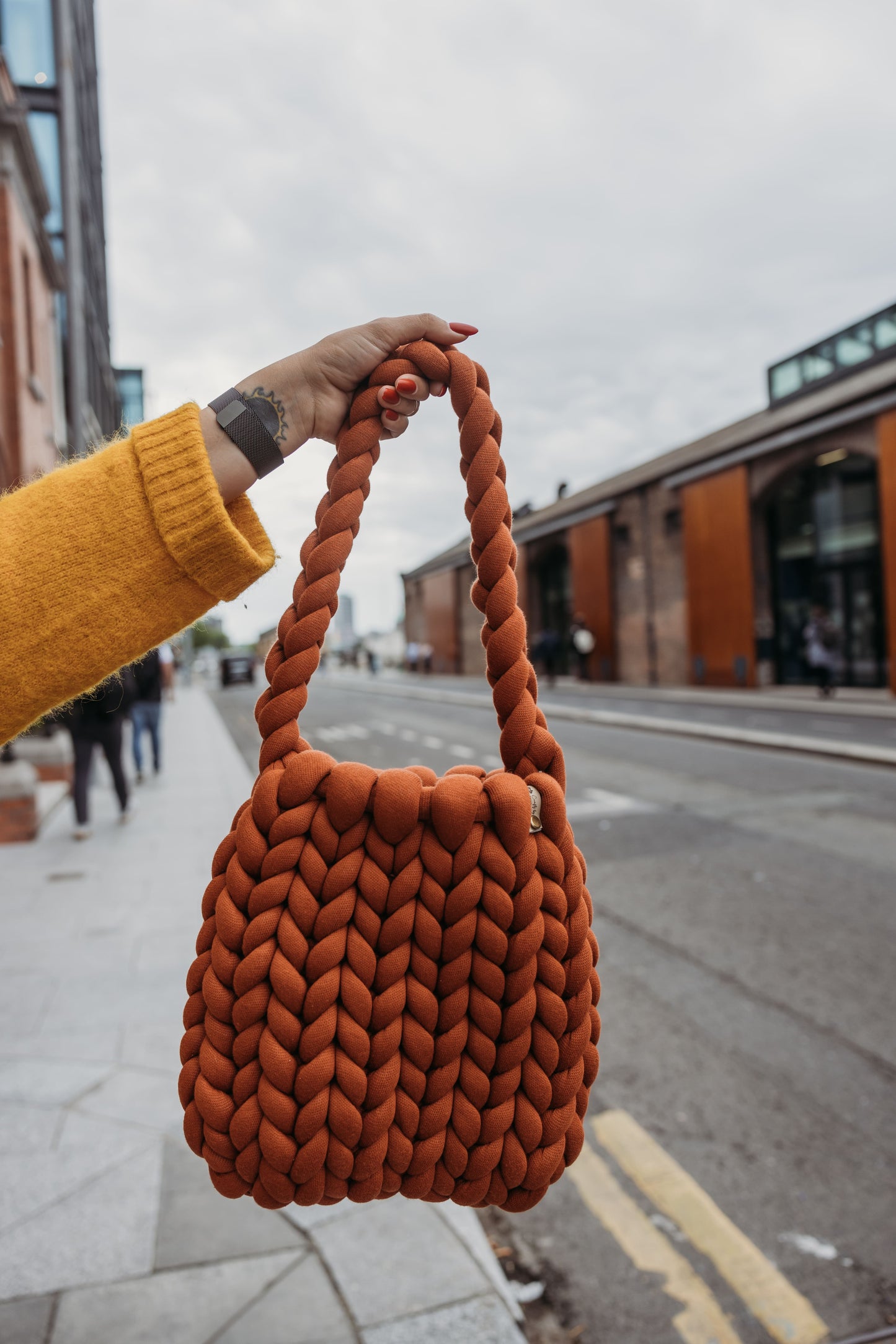 velvet handbag, chunky velvet bag, statement handbag, designer velvet bag, luxury soft bag, handmade velvet bag, unique fashion bag, trendy soft bag, machine washable handbag, elegant evening bag, soft chunky velvet handbag for everyday wear, handmade statement bag with a long handle, luxury machine washable bag for special occasions, unique velvet crossbody bag for women, fashion-forward plush bag with scarf