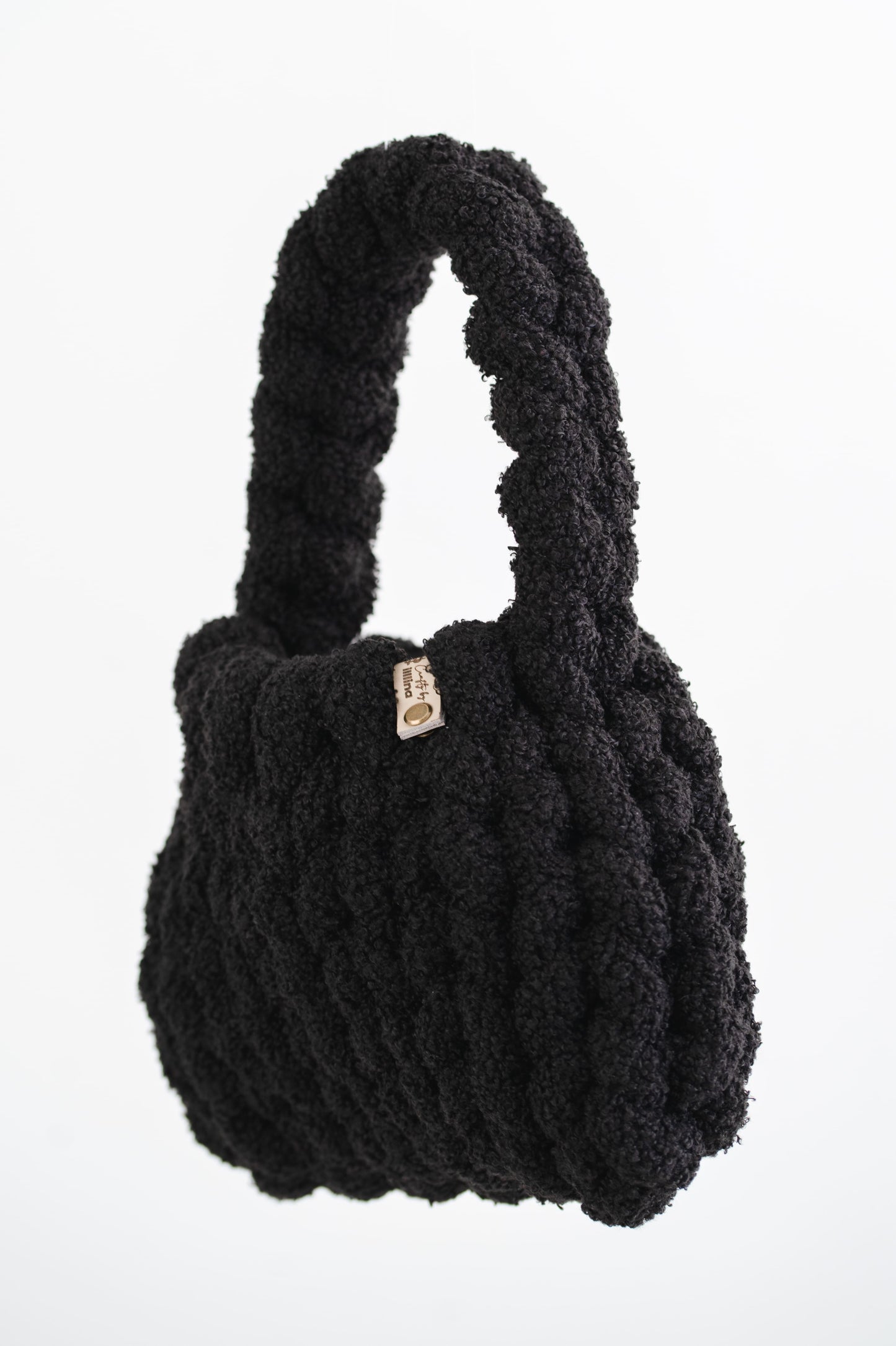 velvet handbag, chunky velvet bag, statement handbag, designer velvet bag, luxury soft bag, handmade velvet bag, unique fashion bag, trendy soft bag, machine washable handbag, elegant evening bag, soft chunky velvet handbag for everyday wear, handmade statement bag with a long handle, luxury machine washable bag for special occasions, unique velvet crossbody bag for women, fashion-forward plush bag with scarf, sponge cake bag, mini sponge cake bag