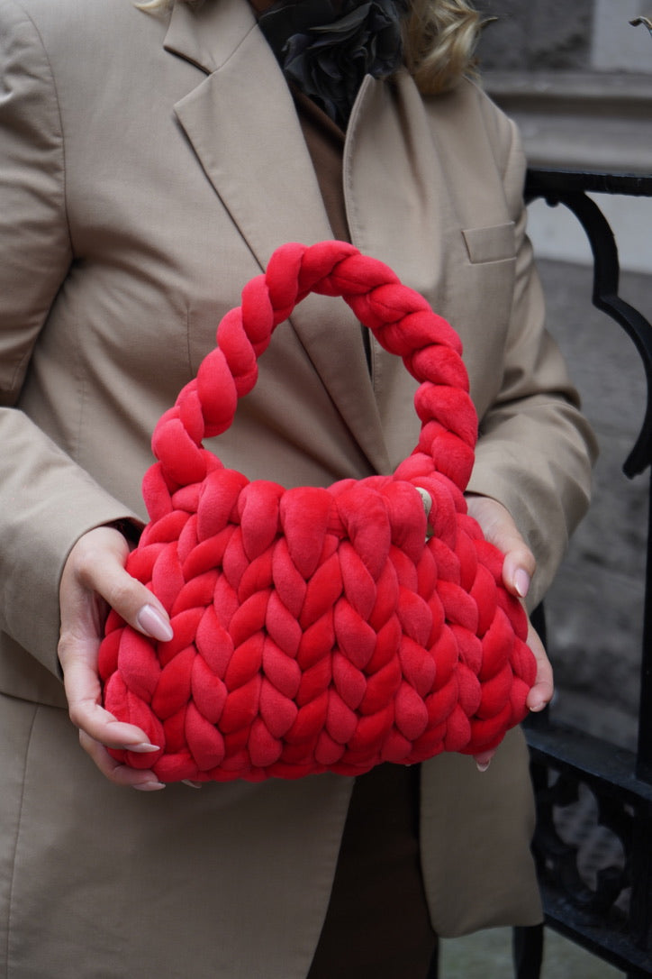 velvet handbag, chunky velvet bag, statement handbag, designer velvet bag, luxury soft bag, handmade velvet bag, unique fashion bag, trendy soft bag, machine washable handbag, elegant evening bag, soft chunky velvet handbag for everyday wear, handmade statement bag with a long handle, luxury machine washable bag for special occasions, unique velvet crossbody bag for women, fashion-forward plush bag with scarf