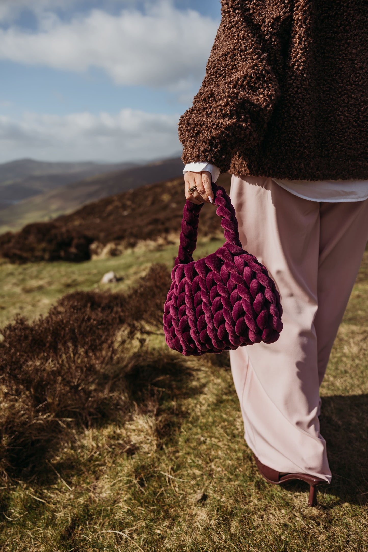 velvet handbag, chunky velvet bag, statement handbag, designer velvet bag, luxury soft bag, handmade velvet bag, unique fashion bag, trendy soft bag, machine washable handbag, elegant evening bag, soft chunky velvet handbag for everyday wear, handmade statement bag with a long handle, luxury machine washable bag for special occasions, unique velvet crossbody bag for women, fashion-forward plush bag with scarf