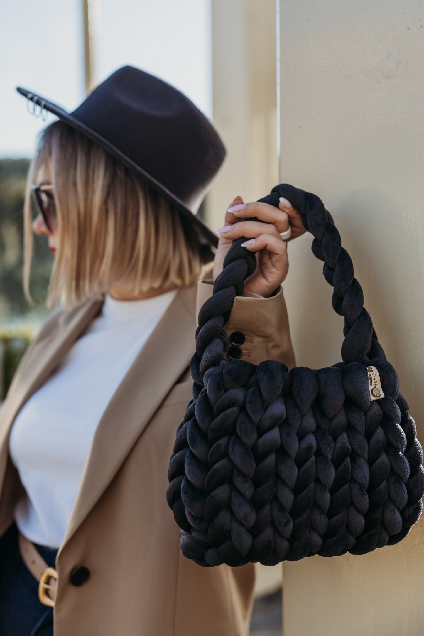 velvet handbag, chunky velvet bag, statement handbag, designer velvet bag, luxury soft bag, handmade velvet bag, unique fashion bag, trendy soft bag, machine washable handbag, elegant evening bag, soft chunky velvet handbag for everyday wear, handmade statement bag with a long handle, luxury machine washable bag for special occasions, unique velvet crossbody bag for women, fashion-forward plush bag with scarf