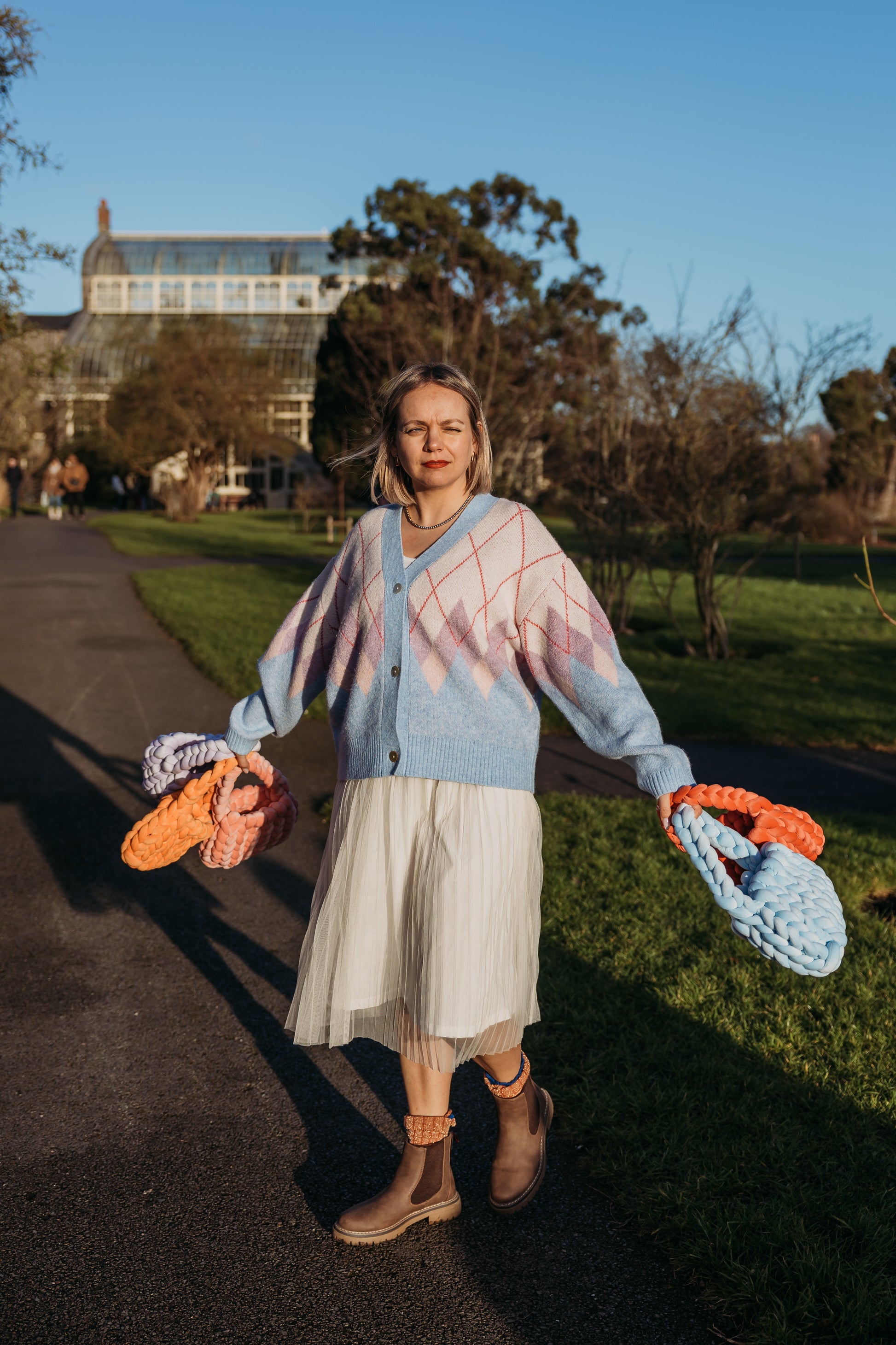 velvet handbag, chunky velvet bag, statement handbag, designer velvet bag, luxury soft bag, handmade velvet bag, unique fashion bag, trendy soft bag, machine washable handbag, elegant evening bag, soft chunky velvet handbag for everyday wear, handmade statement bag with a long handle, luxury machine washable bag for special occasions, unique velvet crossbody bag for women, fashion-forward plush bag with scarf