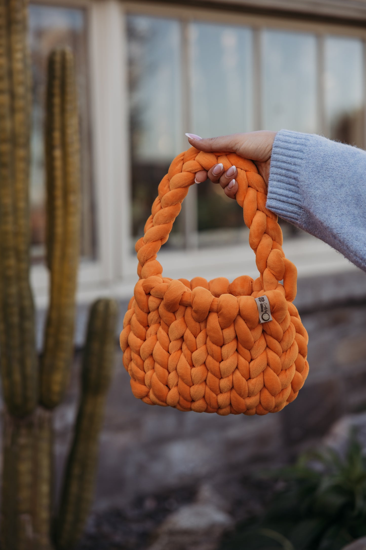 velvet handbag, chunky velvet bag, statement handbag, designer velvet bag, luxury soft bag, handmade velvet bag, unique fashion bag, trendy soft bag, machine washable handbag, elegant evening bag, soft chunky velvet handbag for everyday wear, handmade statement bag with a long handle, luxury machine washable bag for special occasions, unique velvet crossbody bag for women, fashion-forward plush bag with scarf