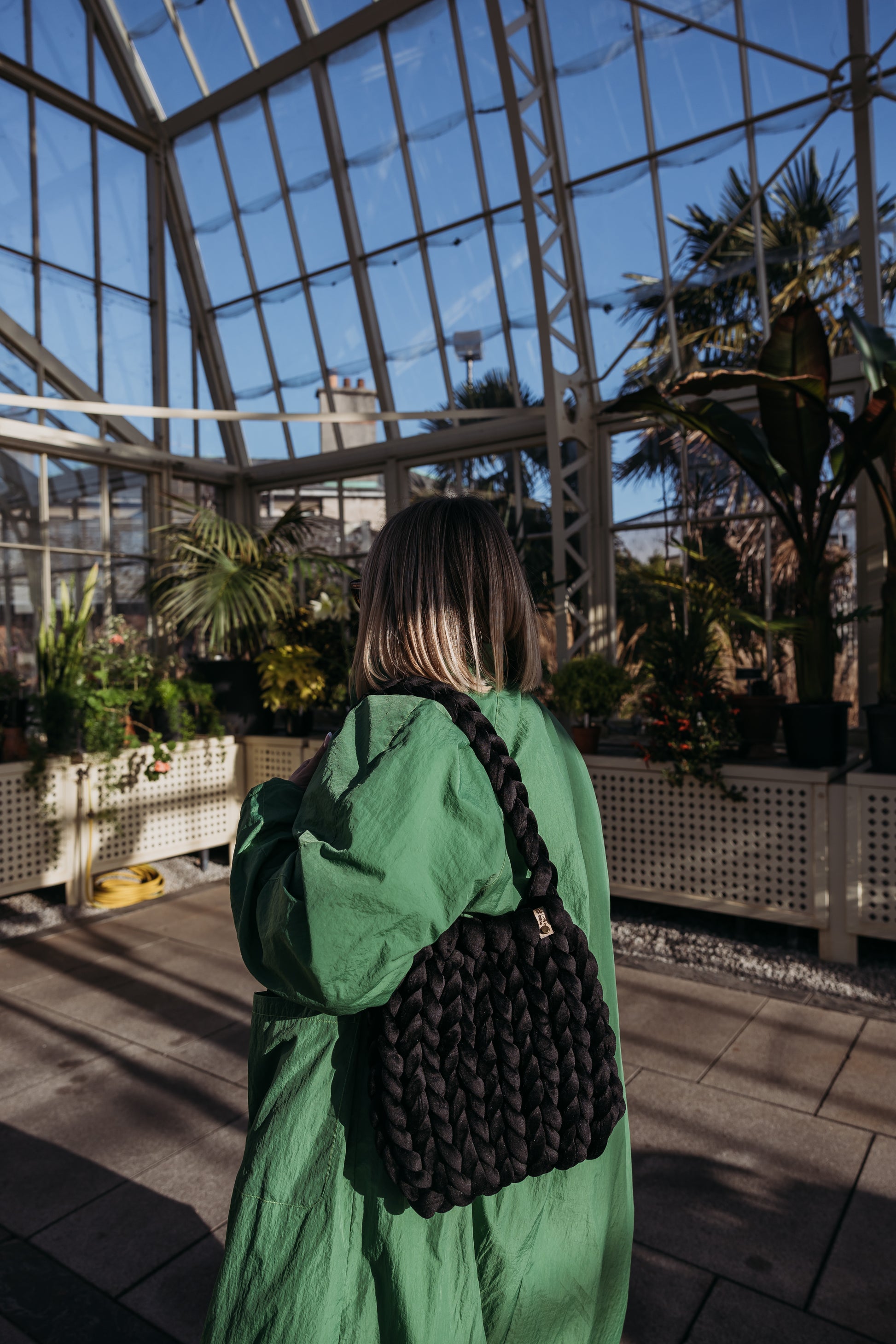 velvet handbag, chunky velvet bag, statement handbag, designer velvet bag, luxury soft bag, handmade velvet bag, unique fashion bag, trendy soft bag, machine washable handbag, elegant evening bag, soft chunky velvet handbag for everyday wear, handmade statement bag with a long handle, luxury machine washable bag for special occasions, unique velvet crossbody bag for women, fashion-forward plush bag with scarf