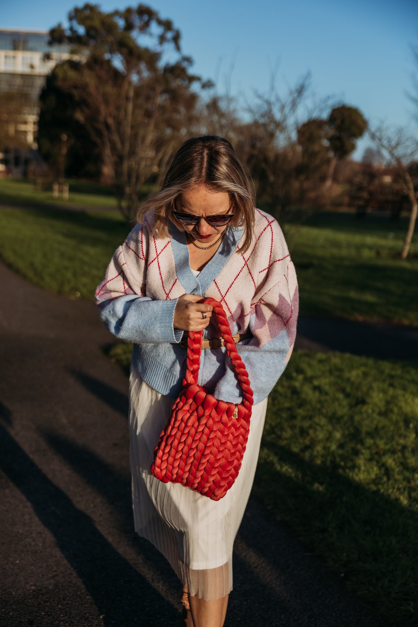 velvet handbag, chunky velvet bag, statement handbag, designer velvet bag, luxury soft bag, handmade velvet bag, unique fashion bag, trendy soft bag, machine washable handbag, elegant evening bag, soft chunky velvet handbag for everyday wear, handmade statement bag with a long handle, luxury machine washable bag for special occasions, unique velvet crossbody bag for women, fashion-forward plush bag with scarf