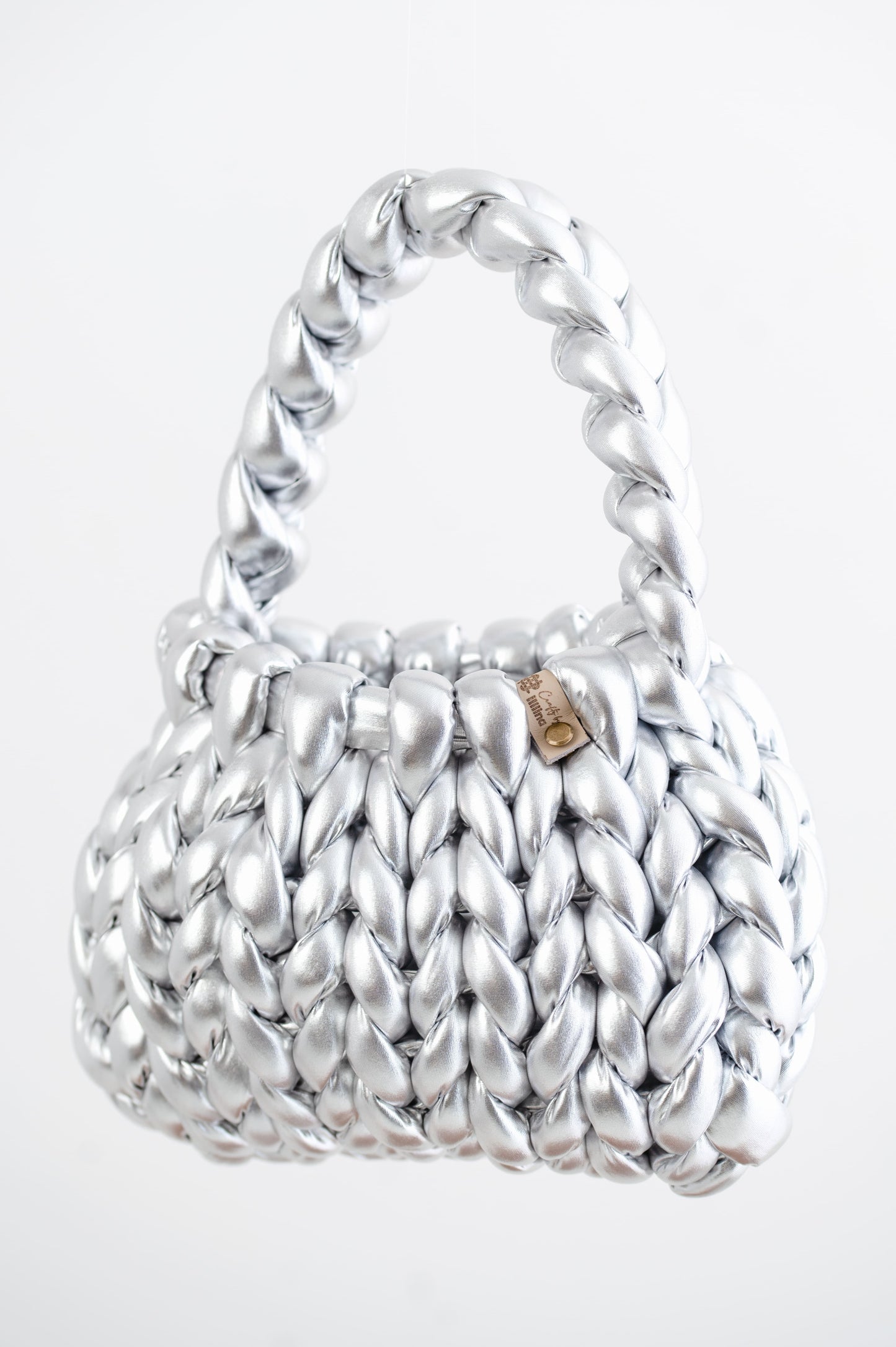 velvet handbag, chunky velvet bag, statement handbag, designer velvet bag, luxury soft bag, handmade velvet bag, unique fashion bag, trendy soft bag, machine washable handbag, elegant evening bag, soft chunky velvet handbag for everyday wear, handmade statement bag with a long handle, luxury machine washable bag for special occasions, unique velvet crossbody bag for women, fashion-forward plush bag with scarf