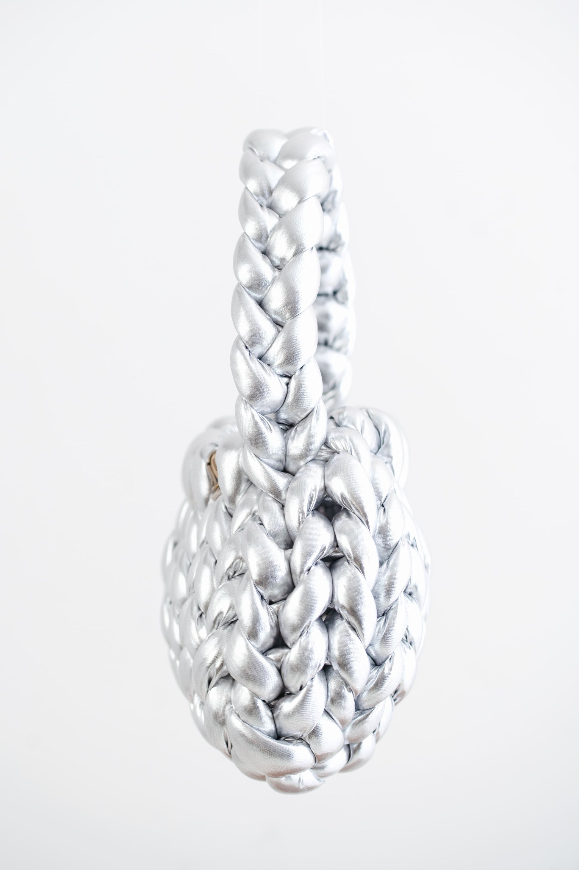 velvet handbag, chunky velvet bag, statement handbag, designer velvet bag, luxury soft bag, handmade velvet bag, unique fashion bag, trendy soft bag, machine washable handbag, elegant evening bag, soft chunky velvet handbag for everyday wear, handmade statement bag with a long handle, luxury machine washable bag for special occasions, unique velvet crossbody bag for women, fashion-forward plush bag with scarf