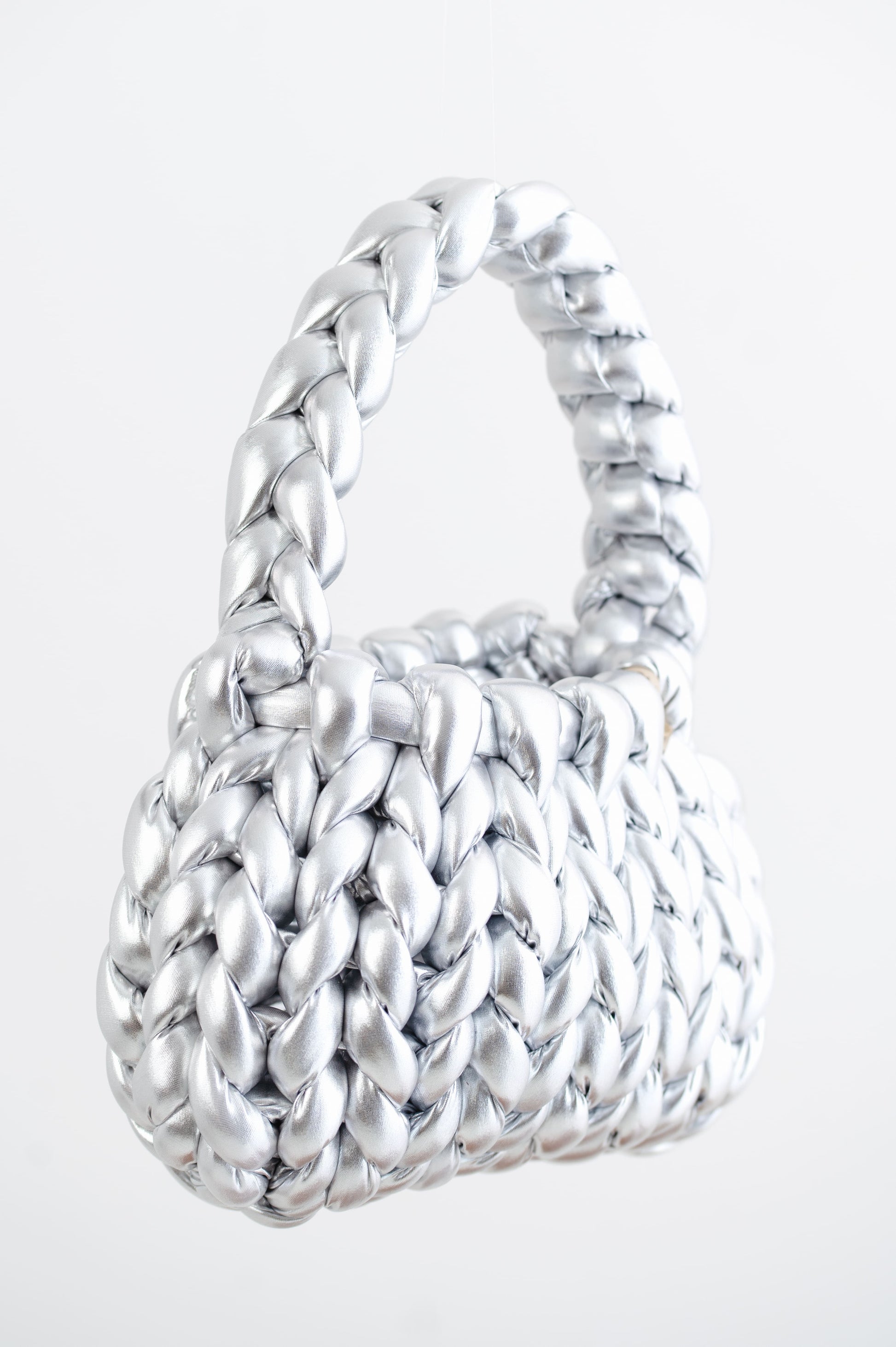 velvet handbag, chunky velvet bag, statement handbag, designer velvet bag, luxury soft bag, handmade velvet bag, unique fashion bag, trendy soft bag, machine washable handbag, elegant evening bag, soft chunky velvet handbag for everyday wear, handmade statement bag with a long handle, luxury machine washable bag for special occasions, unique velvet crossbody bag for women, fashion-forward plush bag with scarf