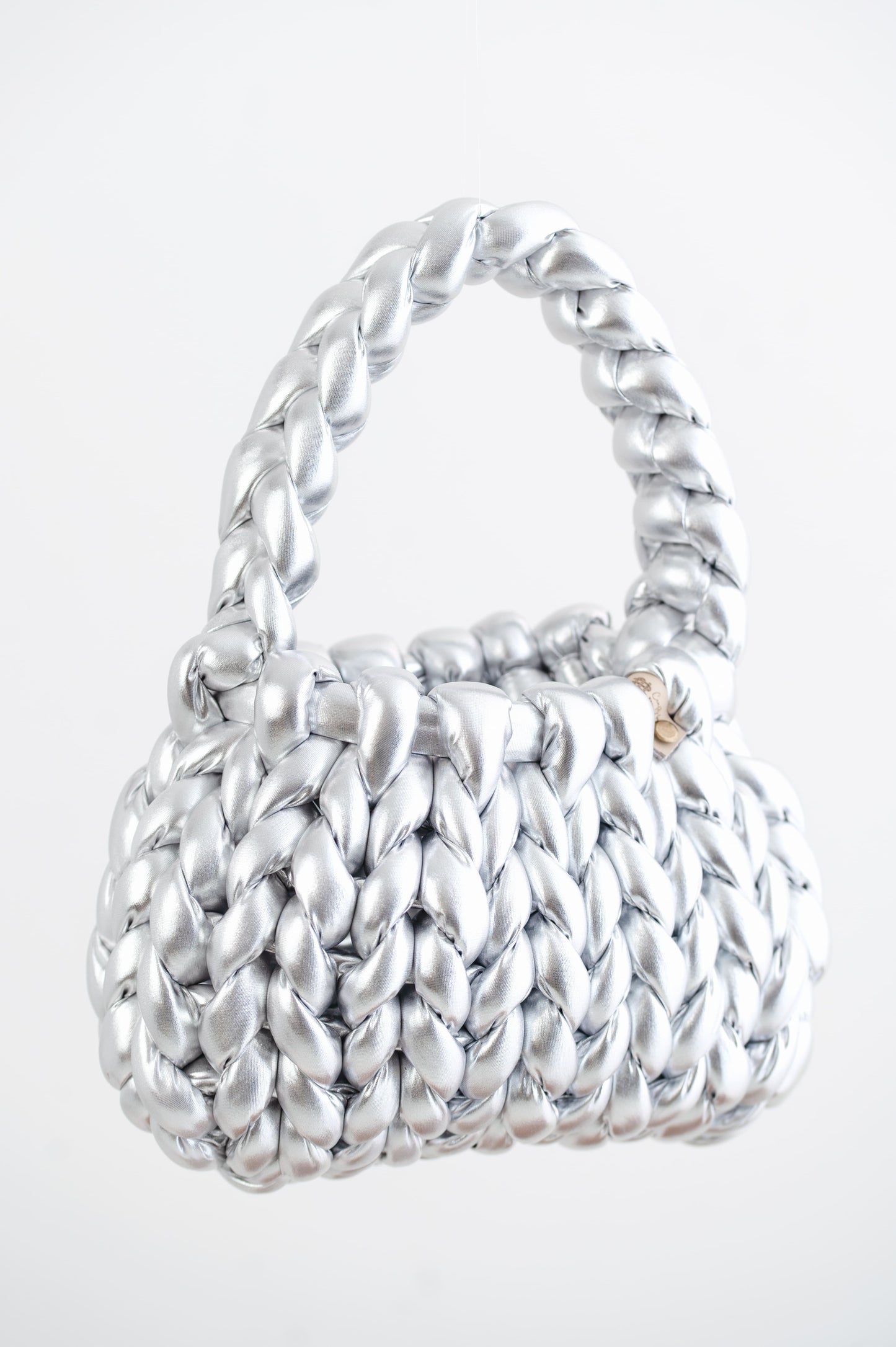 velvet handbag, chunky velvet bag, statement handbag, designer velvet bag, luxury soft bag, handmade velvet bag, unique fashion bag, trendy soft bag, machine washable handbag, elegant evening bag, soft chunky velvet handbag for everyday wear, handmade statement bag with a long handle, luxury machine washable bag for special occasions, unique velvet crossbody bag for women, fashion-forward plush bag with scarf