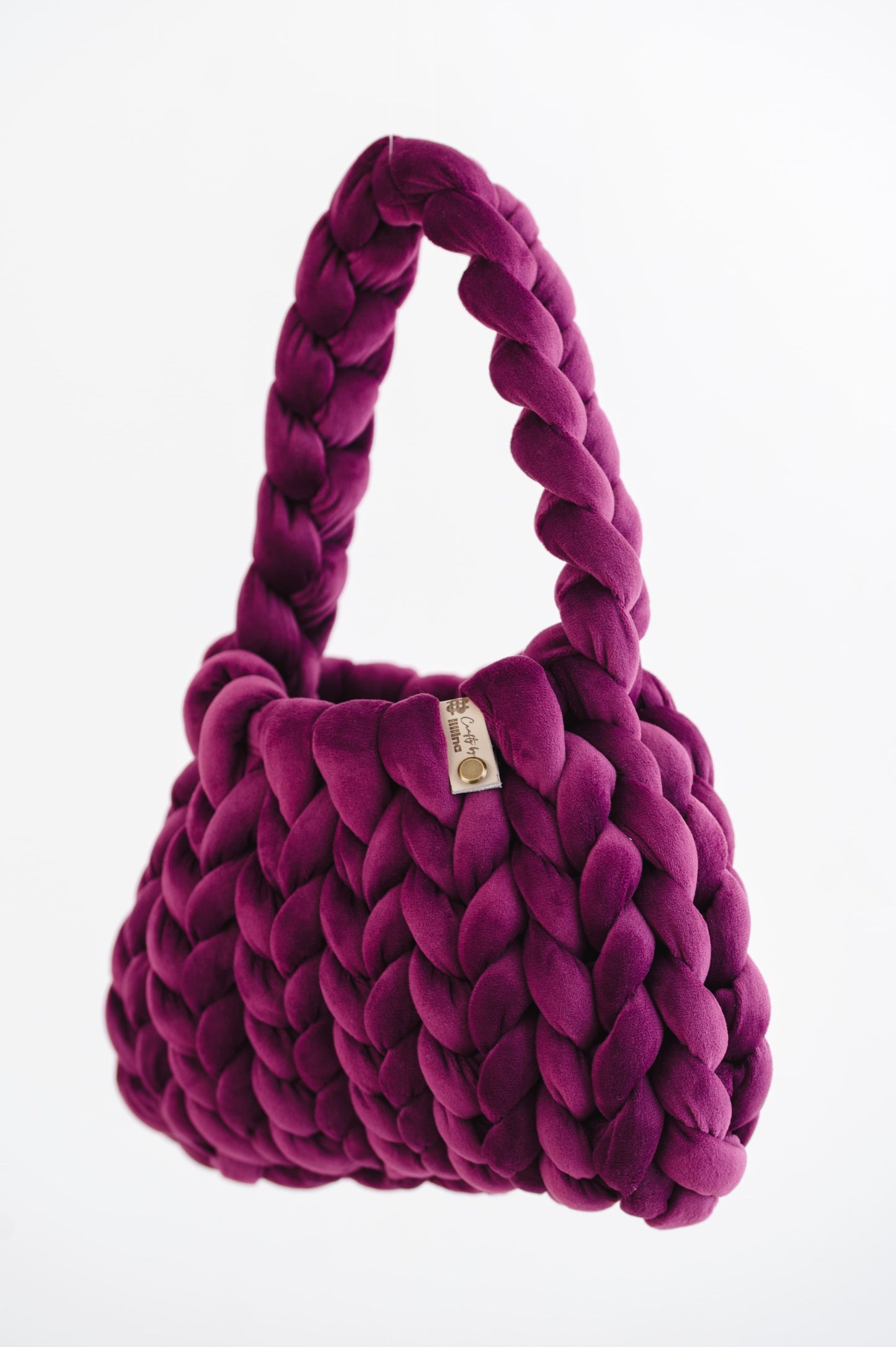 velvet handbag, chunky velvet bag, statement handbag, designer velvet bag, luxury soft bag, handmade velvet bag, unique fashion bag, trendy soft bag, machine washable handbag, elegant evening bag, soft chunky velvet handbag for everyday wear, handmade statement bag with a long handle, luxury machine washable bag for special occasions, unique velvet crossbody bag for women, fashion-forward plush bag with scarf