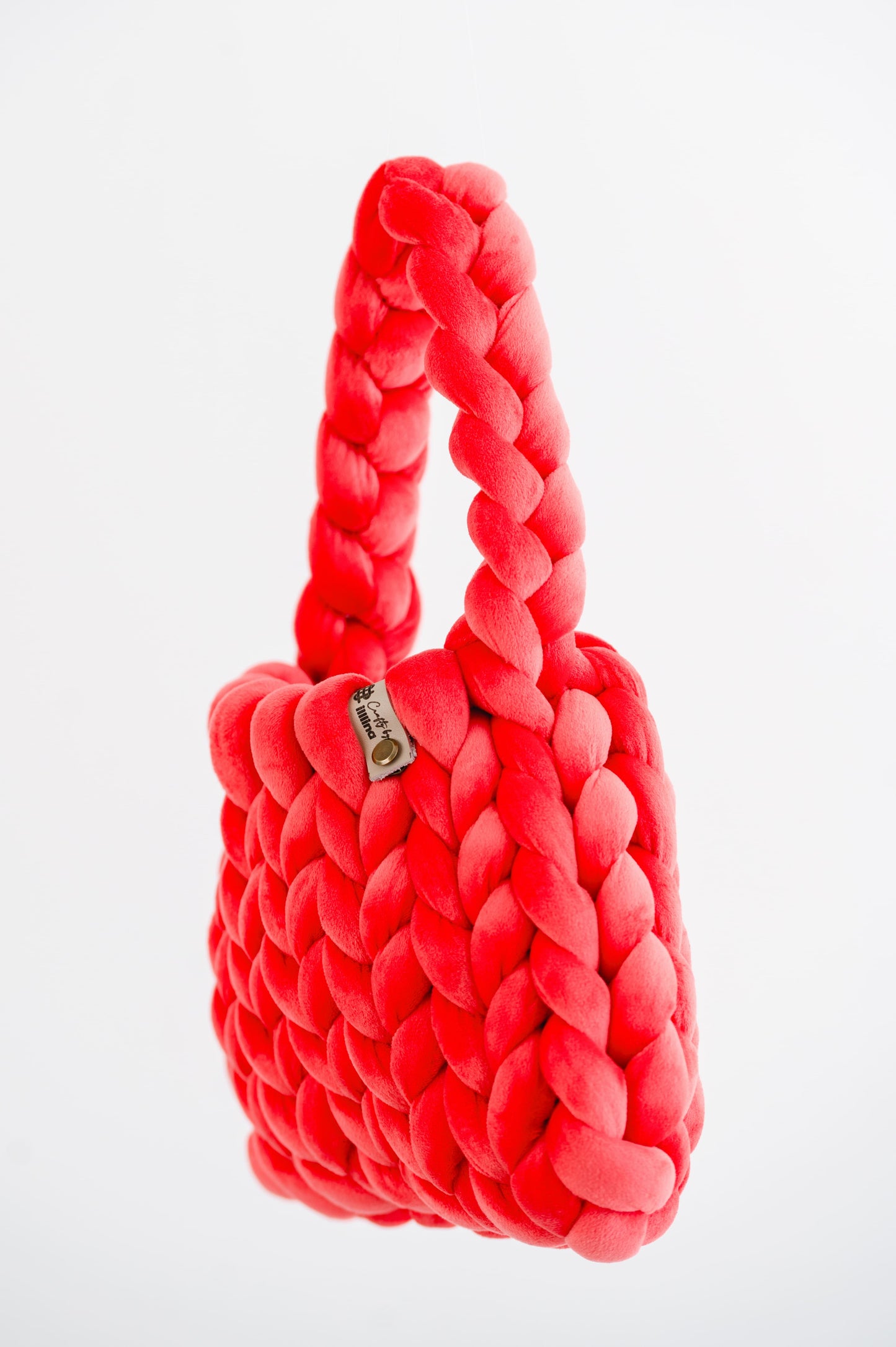 velvet handbag, chunky velvet bag, statement handbag, designer velvet bag, luxury soft bag, handmade velvet bag, unique fashion bag, trendy soft bag, machine washable handbag, elegant evening bag, soft chunky velvet handbag for everyday wear, handmade statement bag with a long handle, luxury machine washable bag for special occasions, unique velvet crossbody bag for women, fashion-forward plush bag with scarf