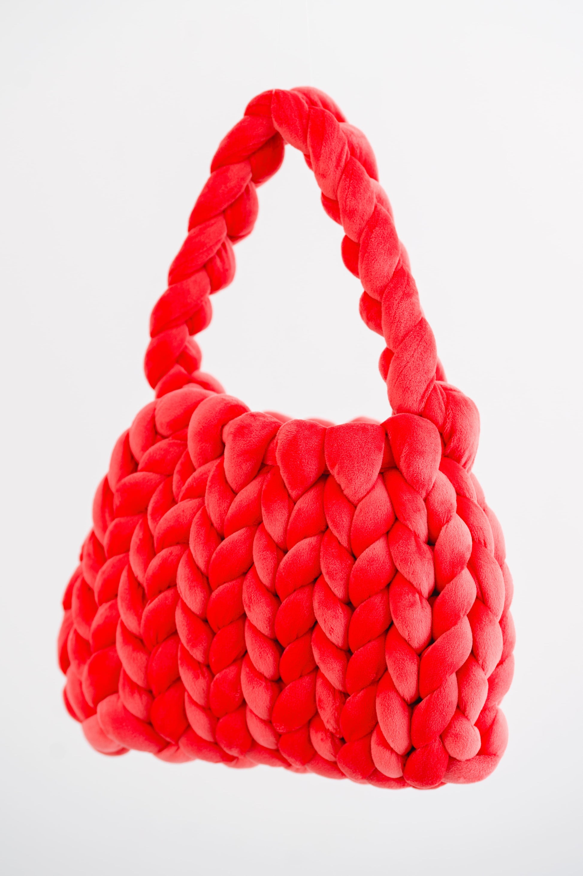 velvet handbag, chunky velvet bag, statement handbag, designer velvet bag, luxury soft bag, handmade velvet bag, unique fashion bag, trendy soft bag, machine washable handbag, elegant evening bag, soft chunky velvet handbag for everyday wear, handmade statement bag with a long handle, luxury machine washable bag for special occasions, unique velvet crossbody bag for women, fashion-forward plush bag with scarf