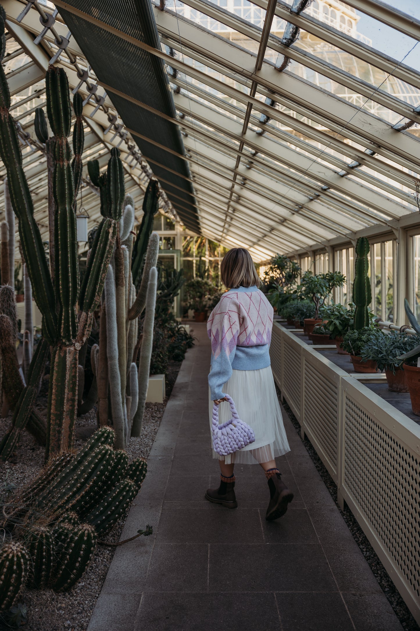 Mini Velvet Cake Bag - Lilac